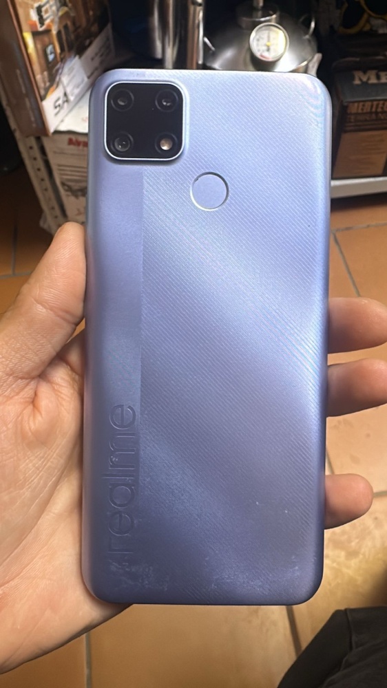 Смартфон Realme C25s