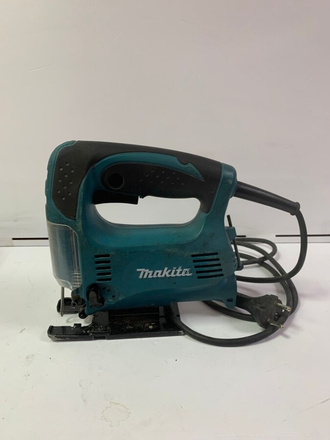 Электро Лобзик makita 4328