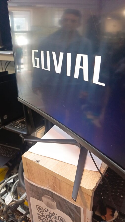 Монитор GUVIAL 24-1100-QH