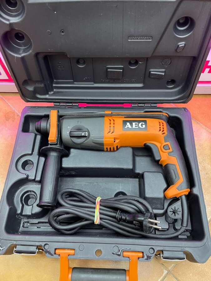 Перфоратор AEG KH24E