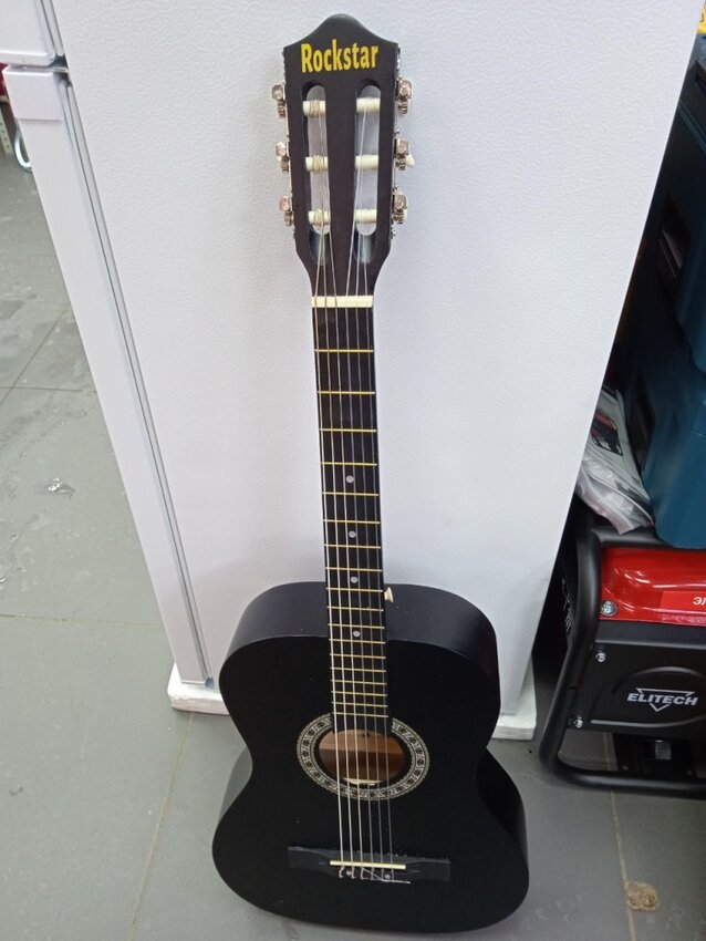 Гитара классическая