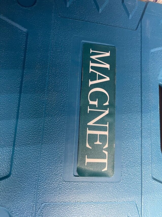 Гайковерт Makita