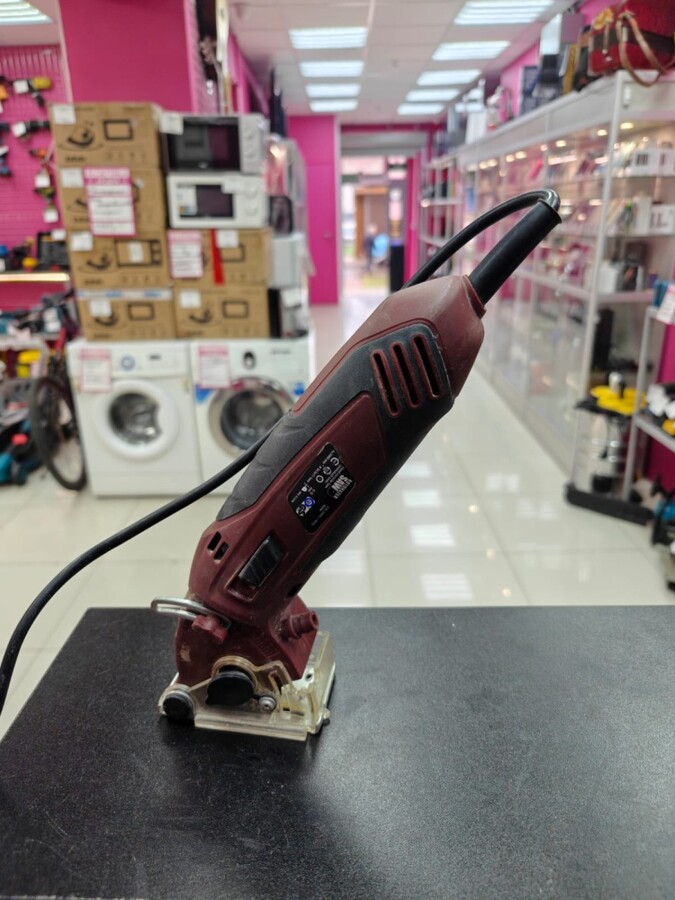 Циркулярная пила ручная