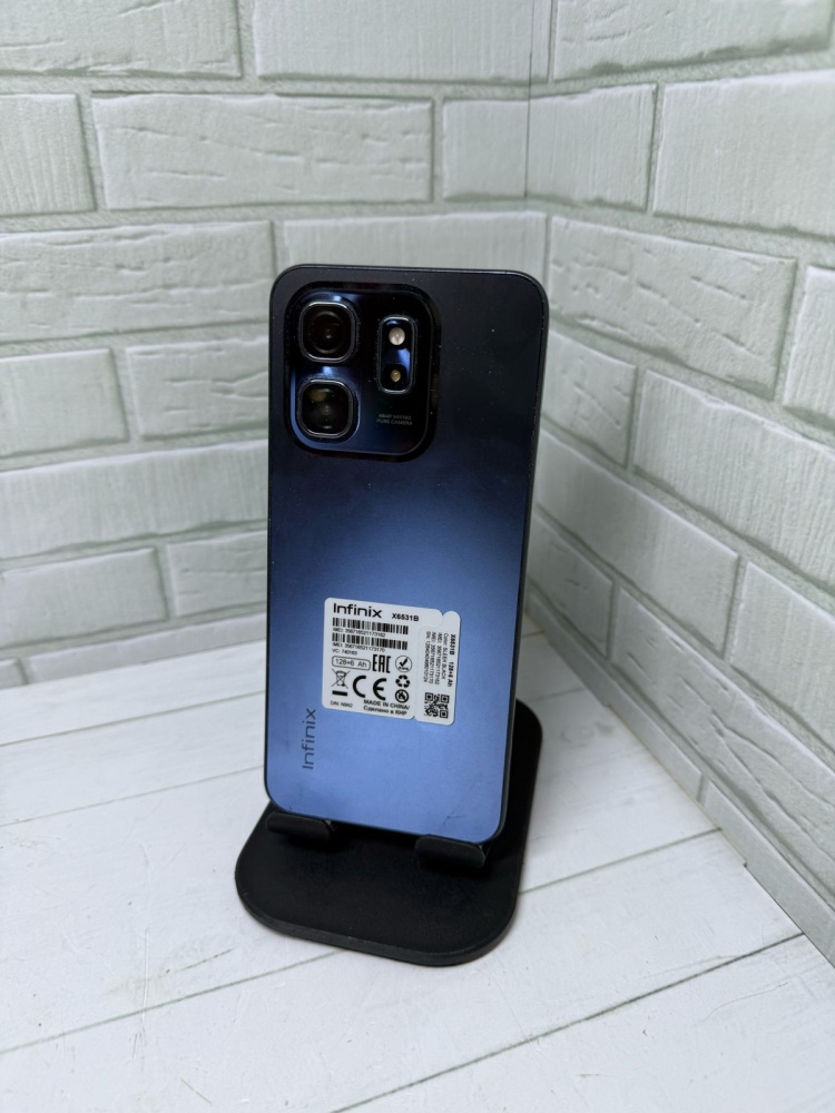 Мобильный телефон Infinix 6/128