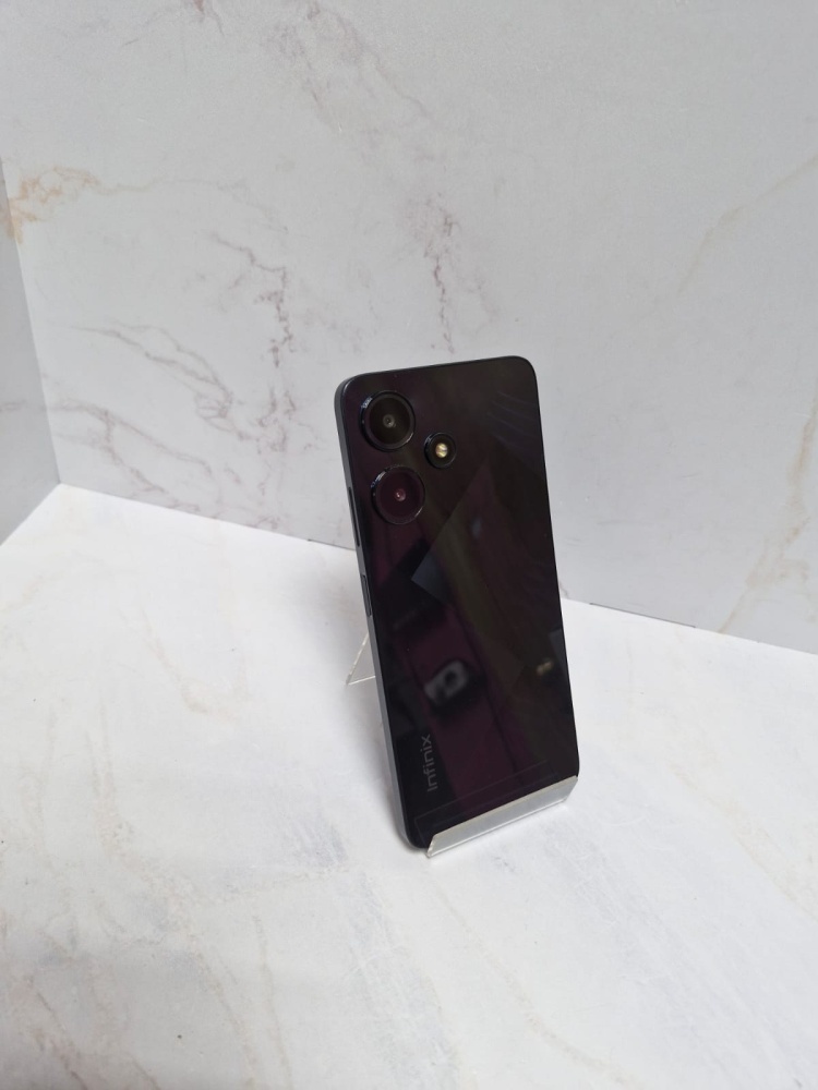 Мобильный телефон Infinix Hot 30i 8/128
