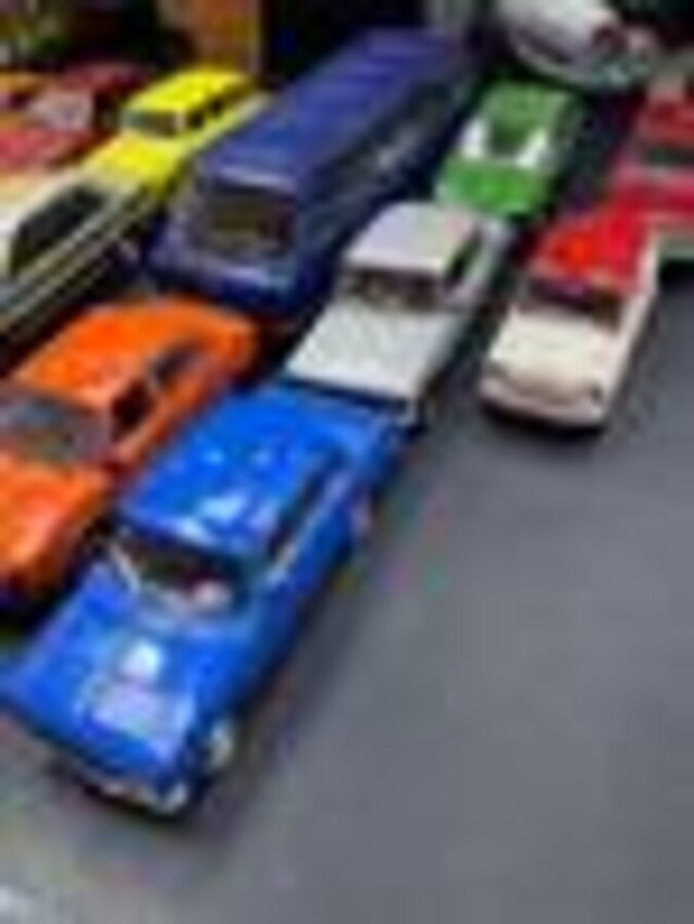 модель машинны 1/43