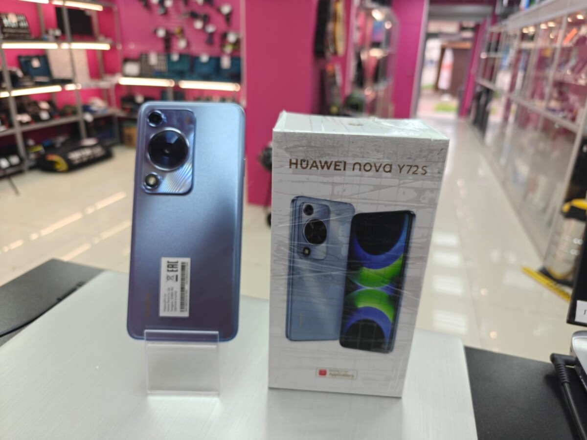 Смартфон Huawei Nova Y72 8/128