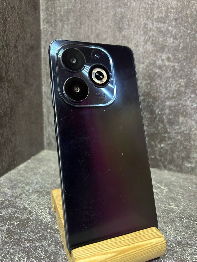 Мобильный телефон Infinix Smart 8 pro 8/128