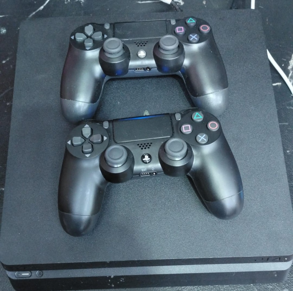 Игровая приставка Sony PlayStation 4 slim 500Gb