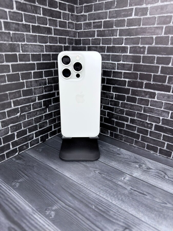 Смартфон iPhone 15 PRO 128 Гб  99%