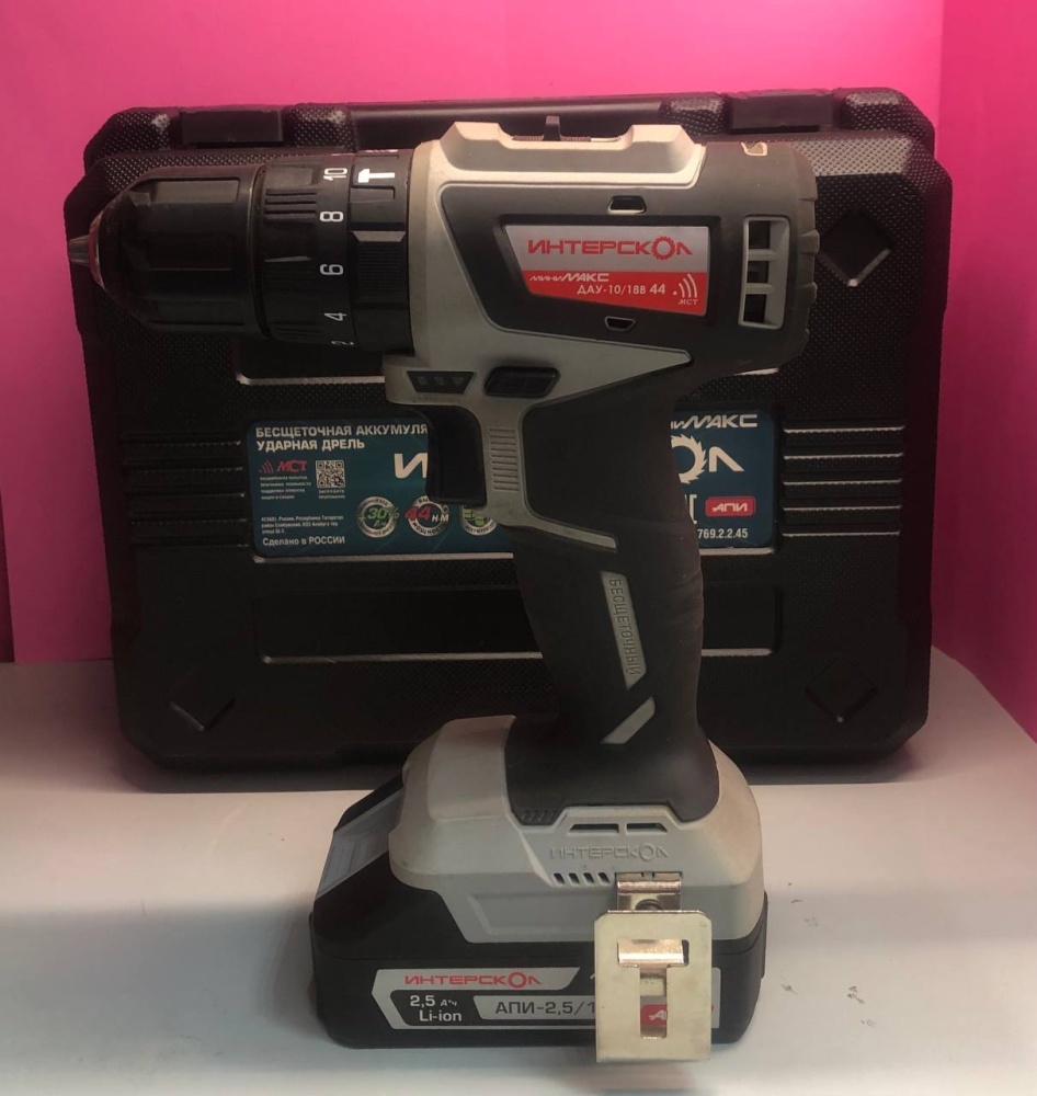 Шуруповерт Интерскол ДАУ-10/18В