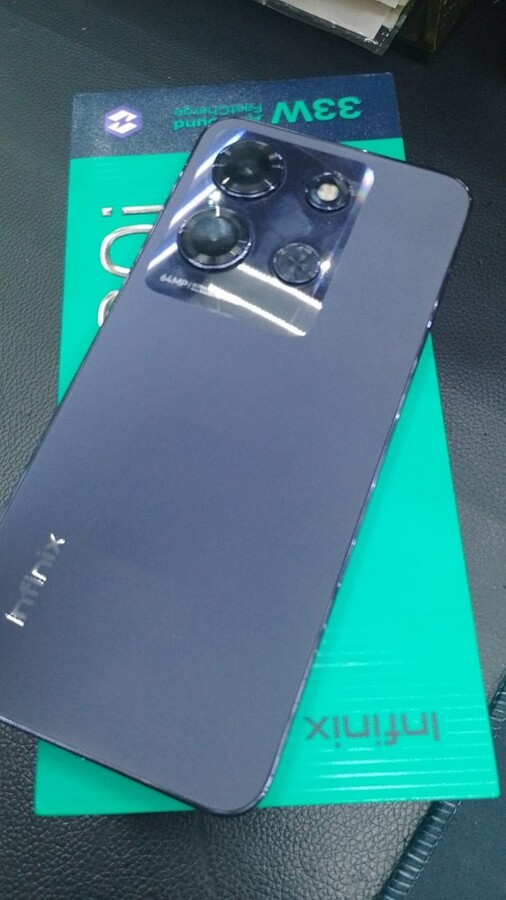 Мобильный телефон Infinix HOT 30I 8/256