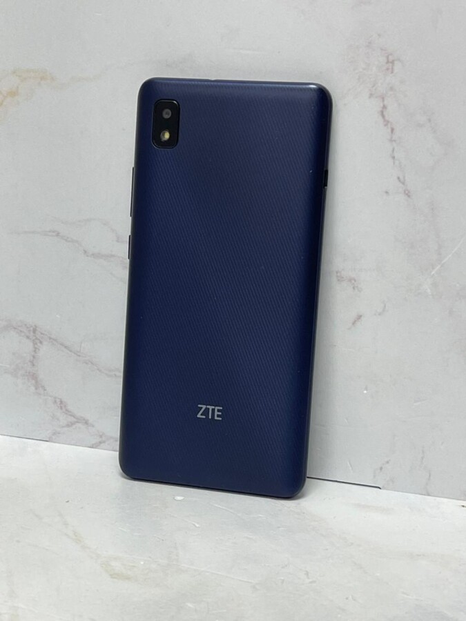 Мобильный телефон ZTE Blade l210 1/16