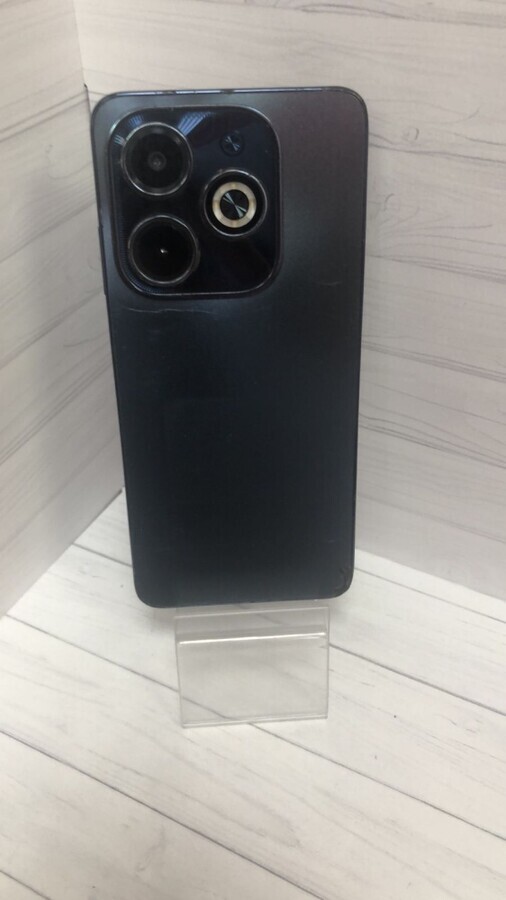 Мобильный телефон Infinix Hot 40i 8/256