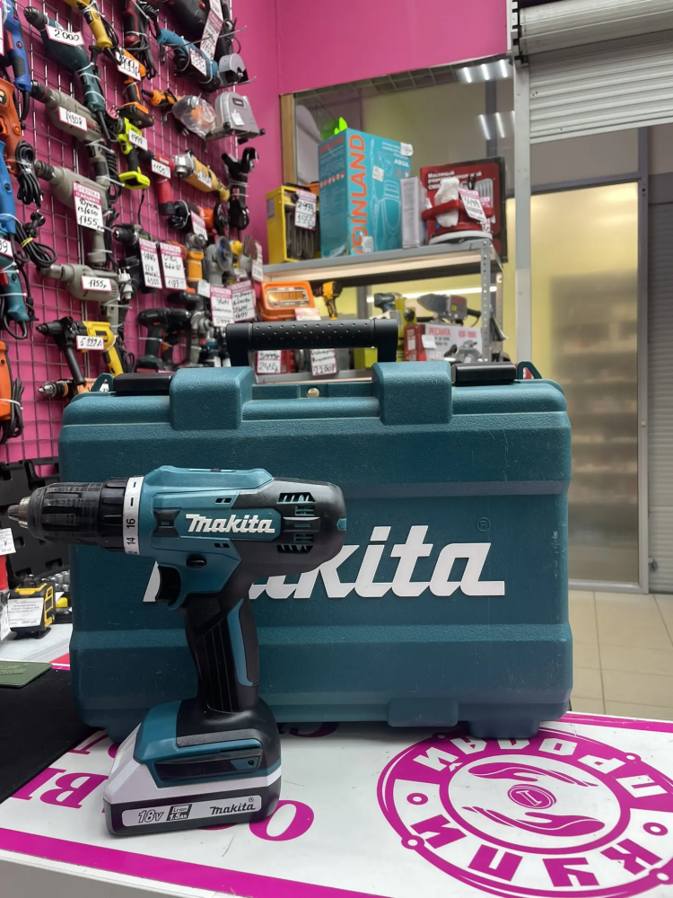 Шуруповерт Makita DF488D