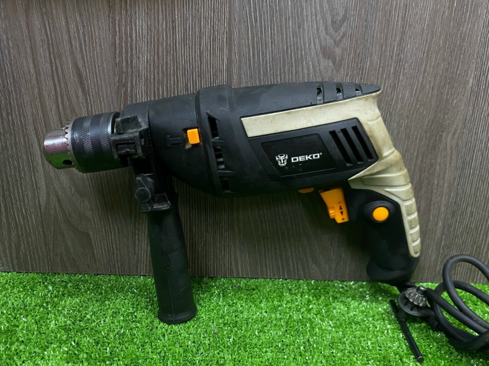 Дрель DEKO DKID650W