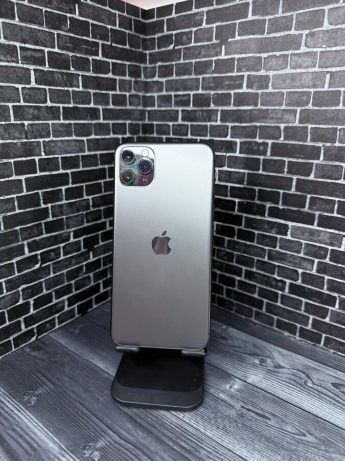 Смартфон iPhone 11 PRO MAX 256 Gb 75%