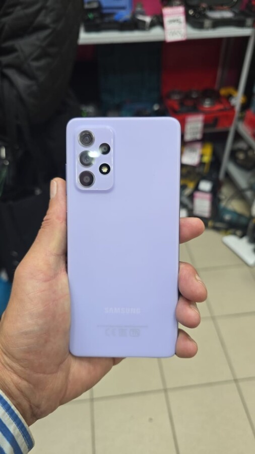 Смартфон Samsung A52