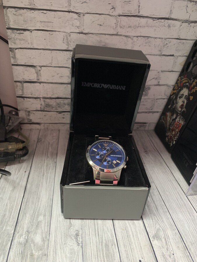 Часы Emporio Armani