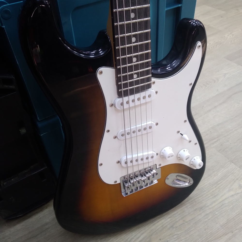 Электрогитара fabio