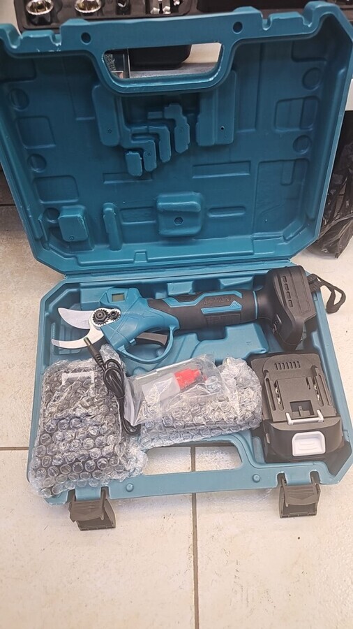 Ножницы (секатор) Makita