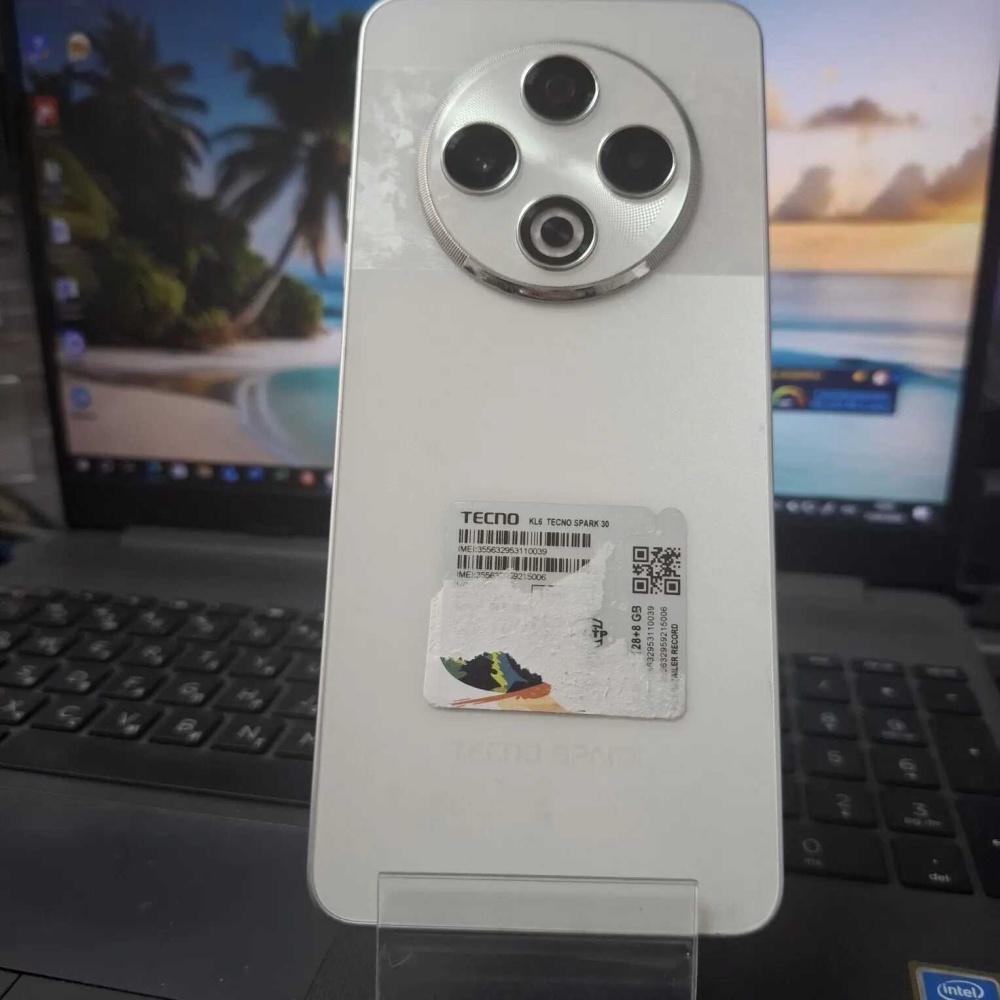 Мобильный телефон Tecno SPARK 30 8/128GB