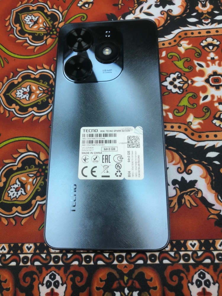 Мобильный телефон Tecno spark go 2024 3/64