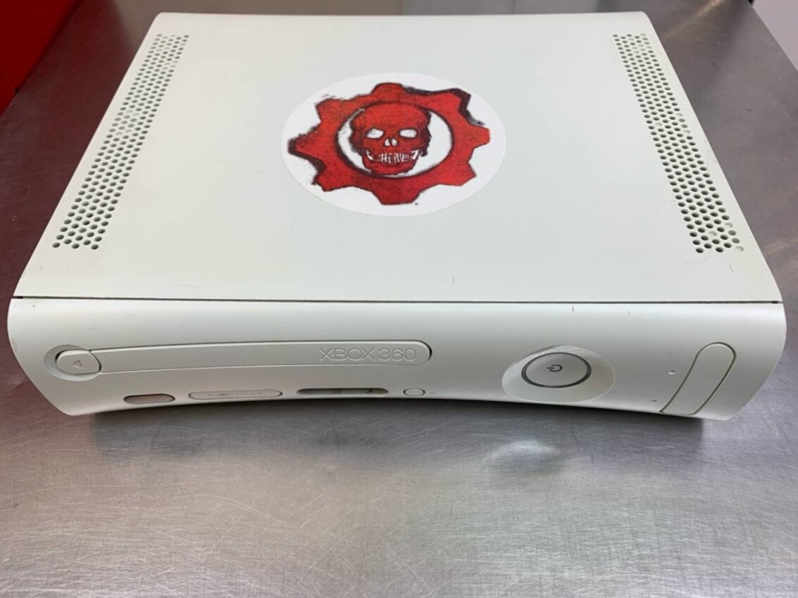 Игровая приставка XBOX 360