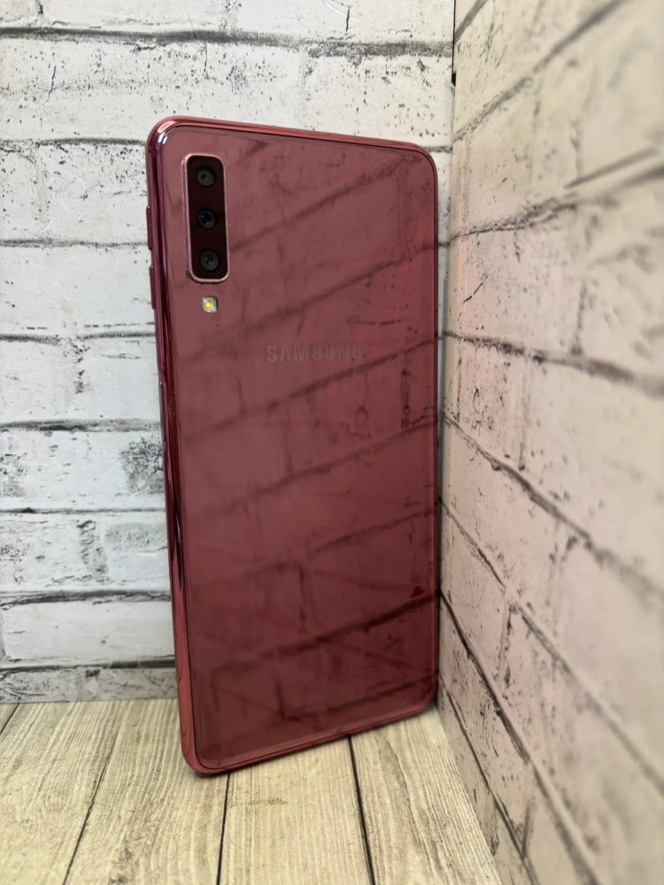 Смартфон Samsung A7 2018 4/64