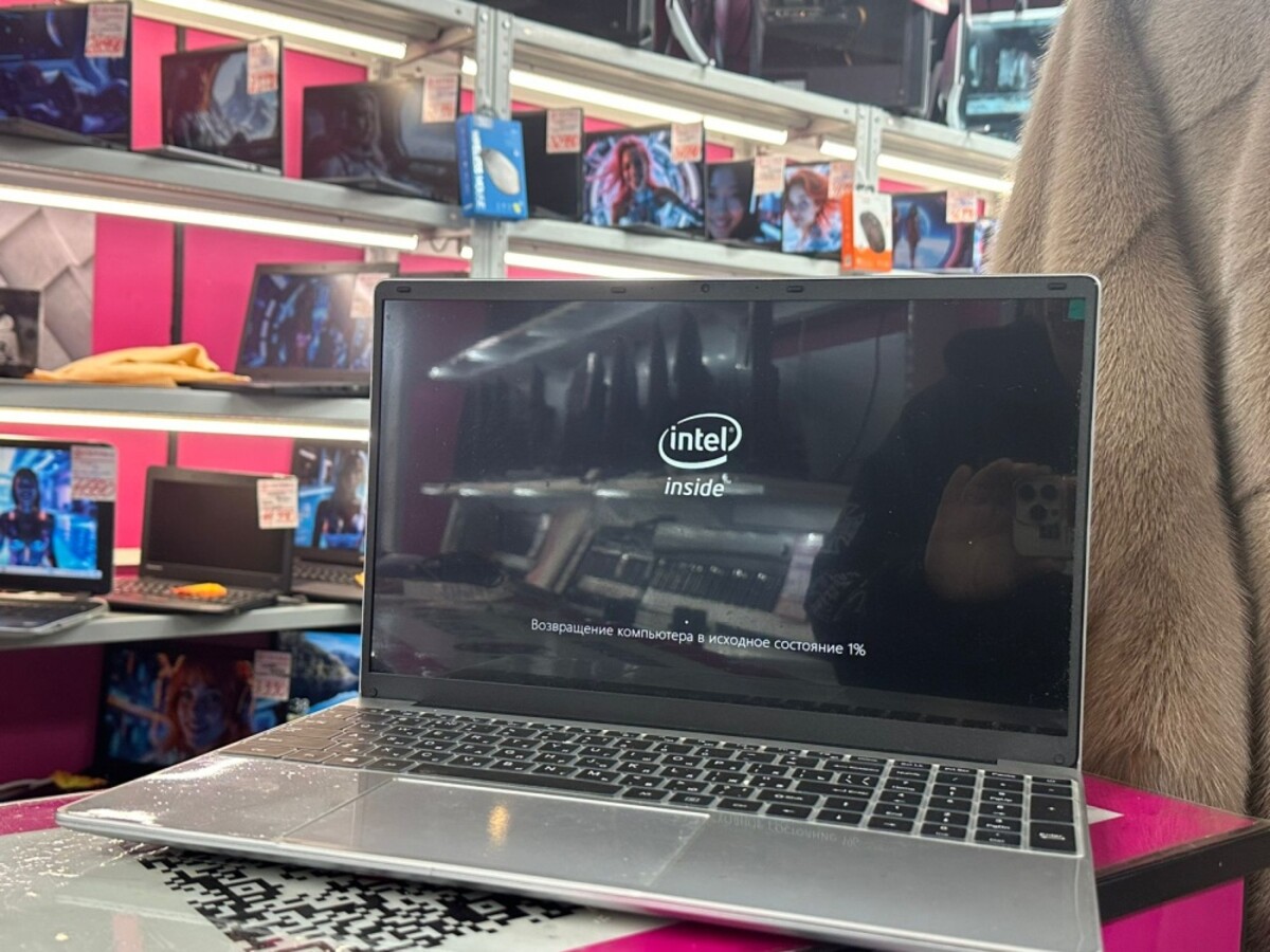 Ноутбук celeron n4000 cpu 1.1/6/ssd256