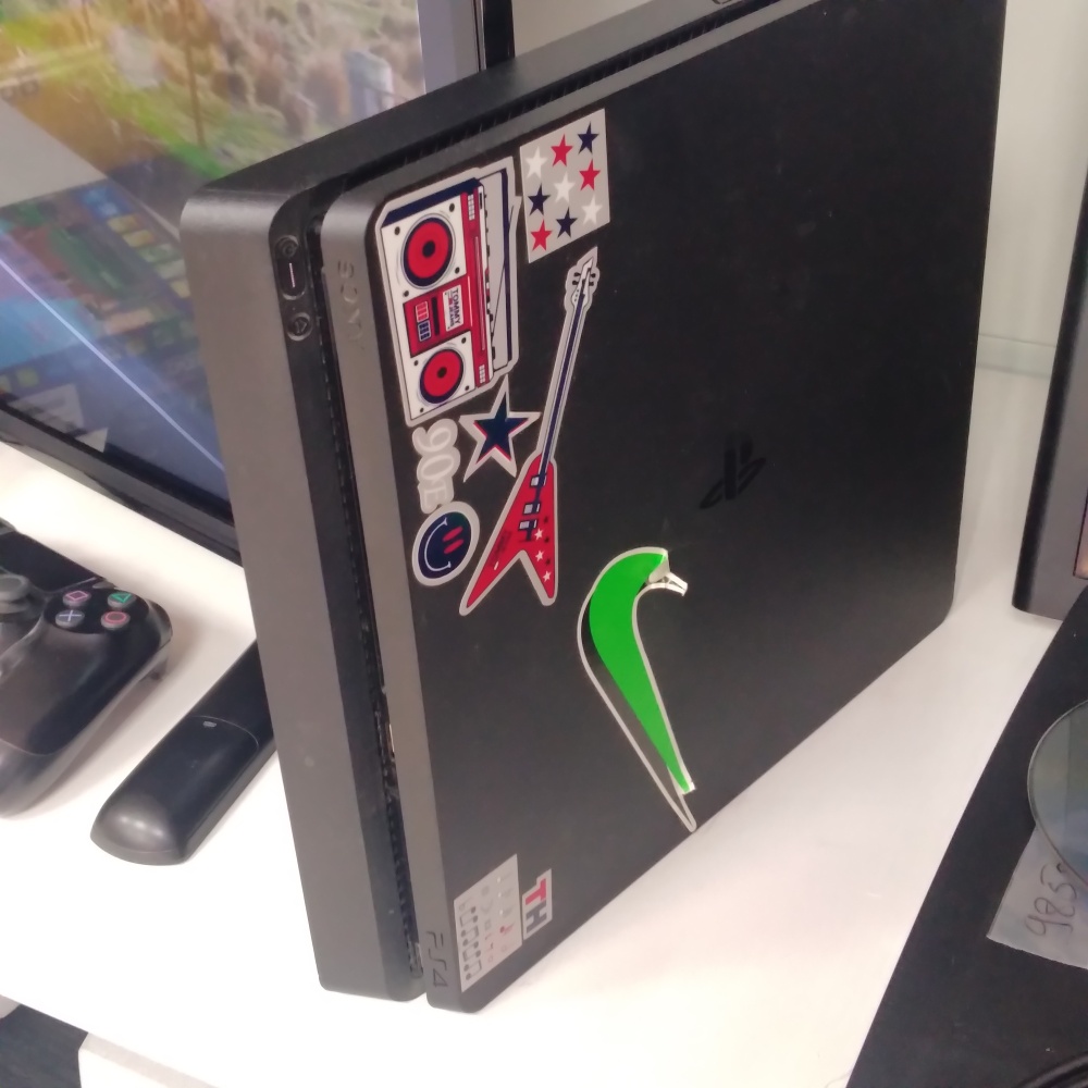 Игровая приставка Sony PlayStation 4 slim 500гб