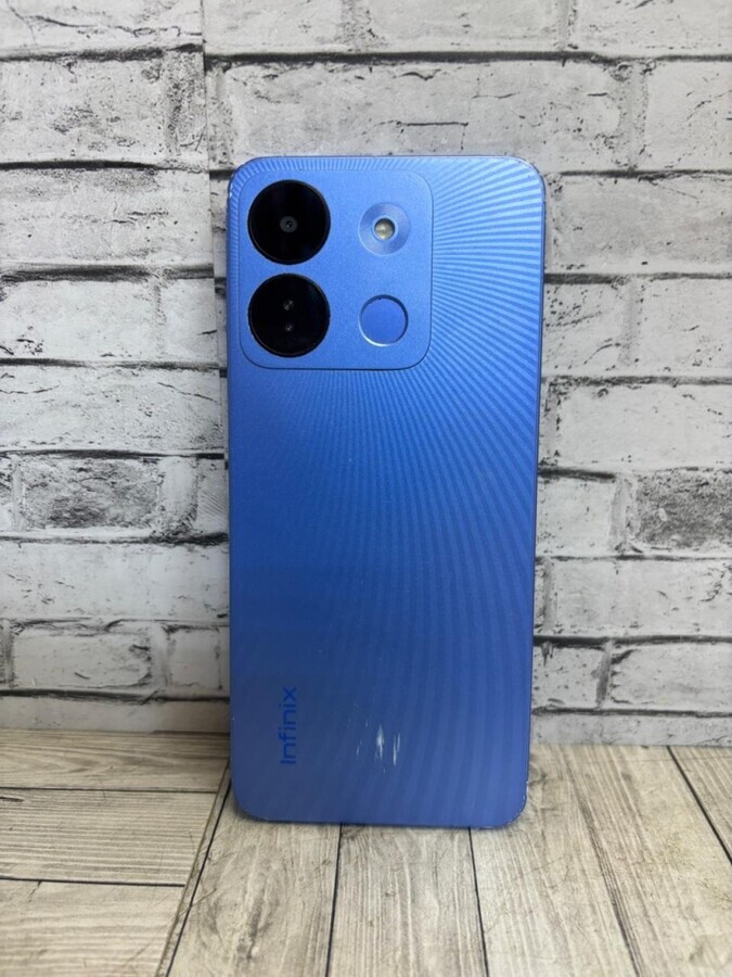 Мобильный телефон Infinix smart 7 hd 2/64