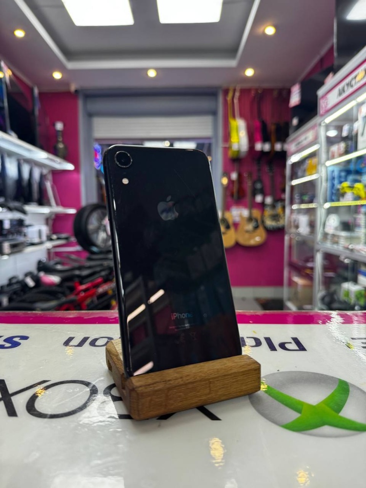 Смартфон iPhone XR 64 Gb
