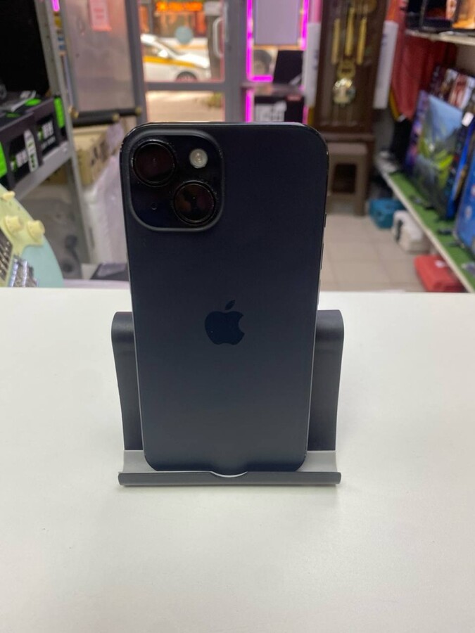 Смартфон iPhone 15 128gb