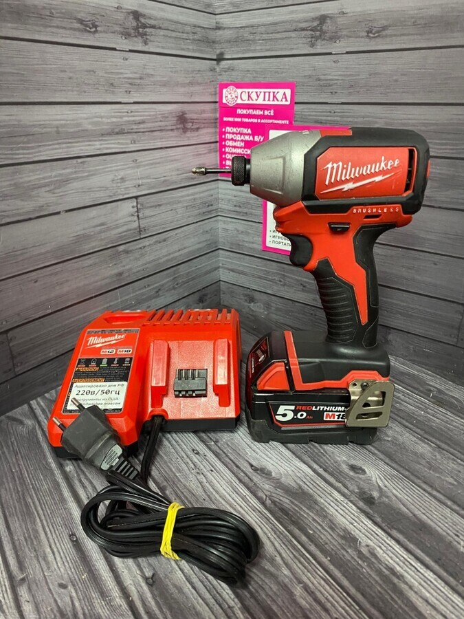 Винтоверт Milwaukee 2750-20