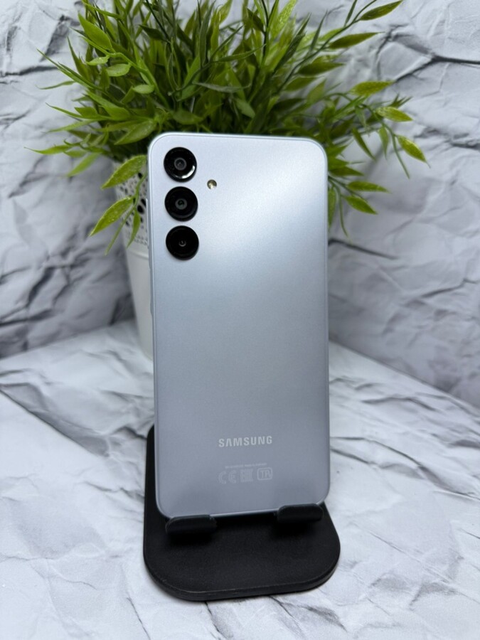 Смартфон Samsung A16 4-128