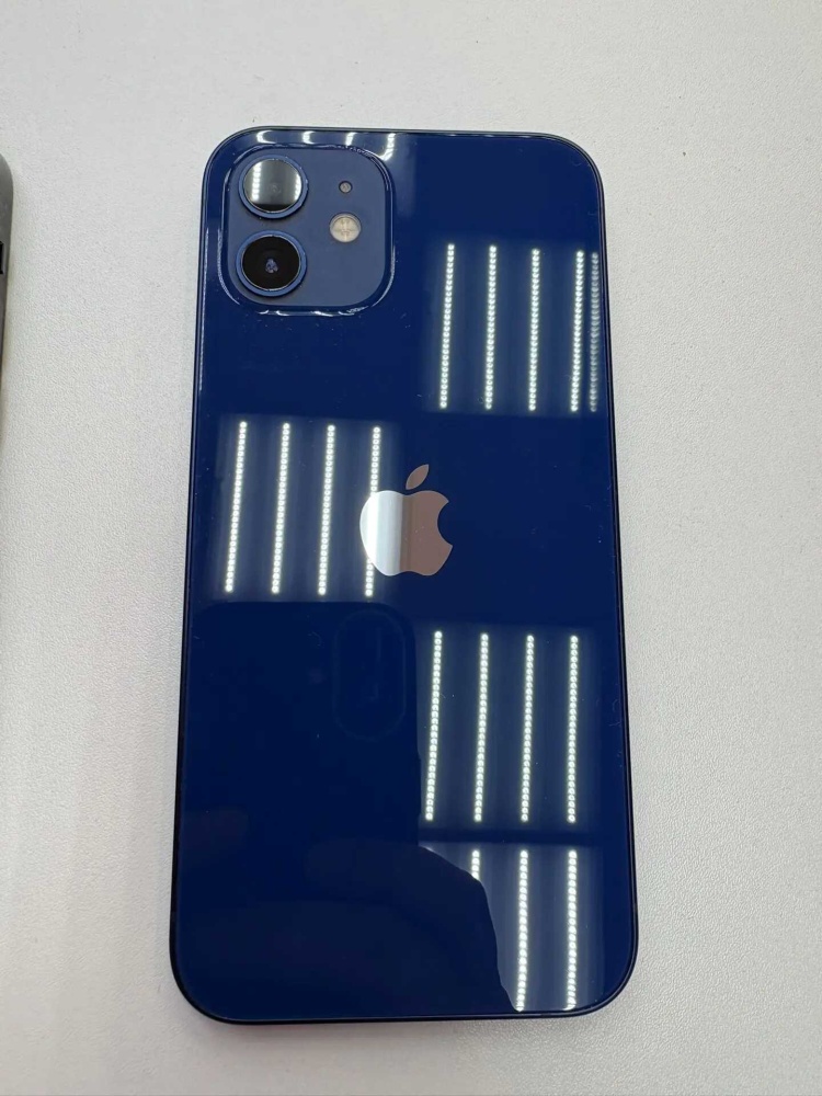 Смартфон iPhone 12 128 Gb