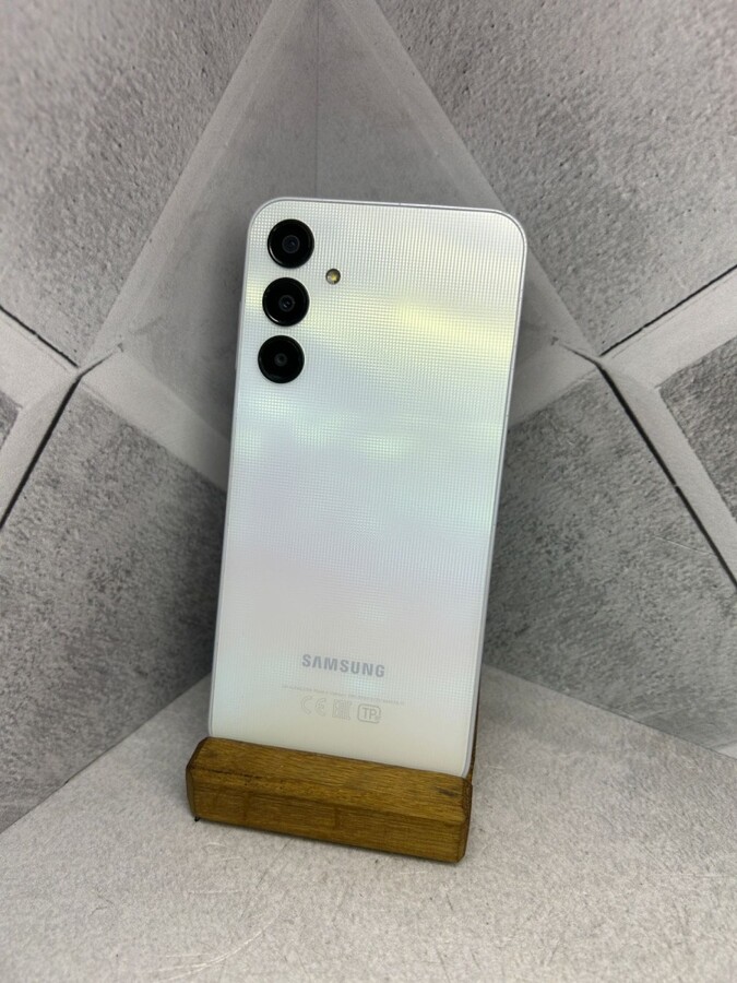 Смартфон Samsung A25 6/128
