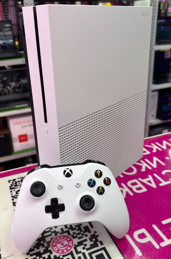 Игровая приставка XBOX ONE S 1TB