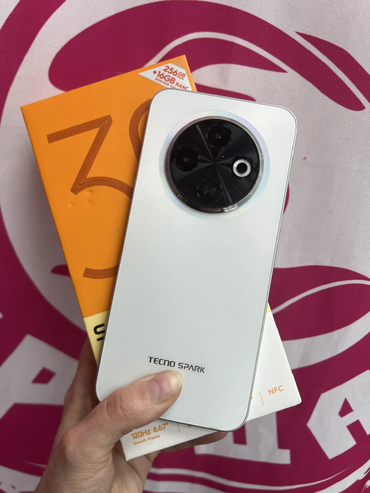 Мобильный телефон Tecno spark 30c 8\256