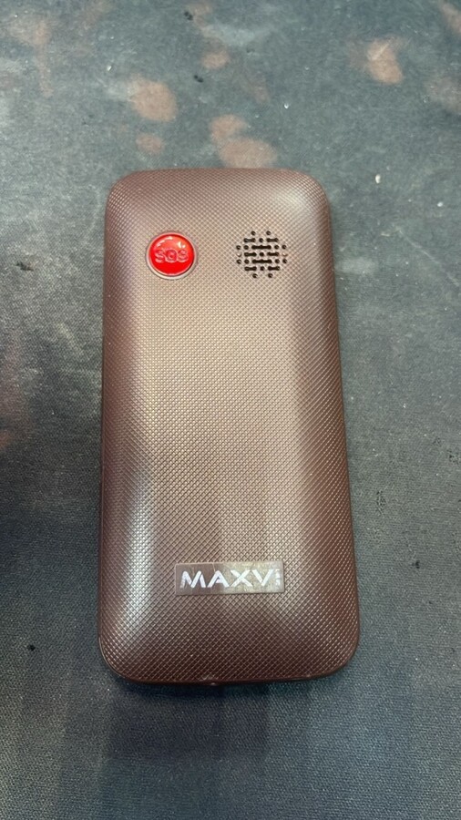 Мобильный телефон Maxvi