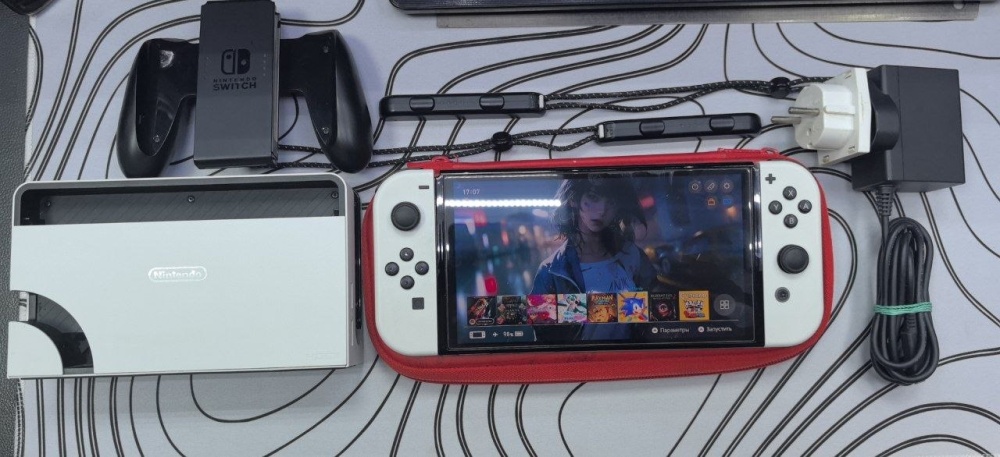 Игровая приставка Nintendo Switch OLED