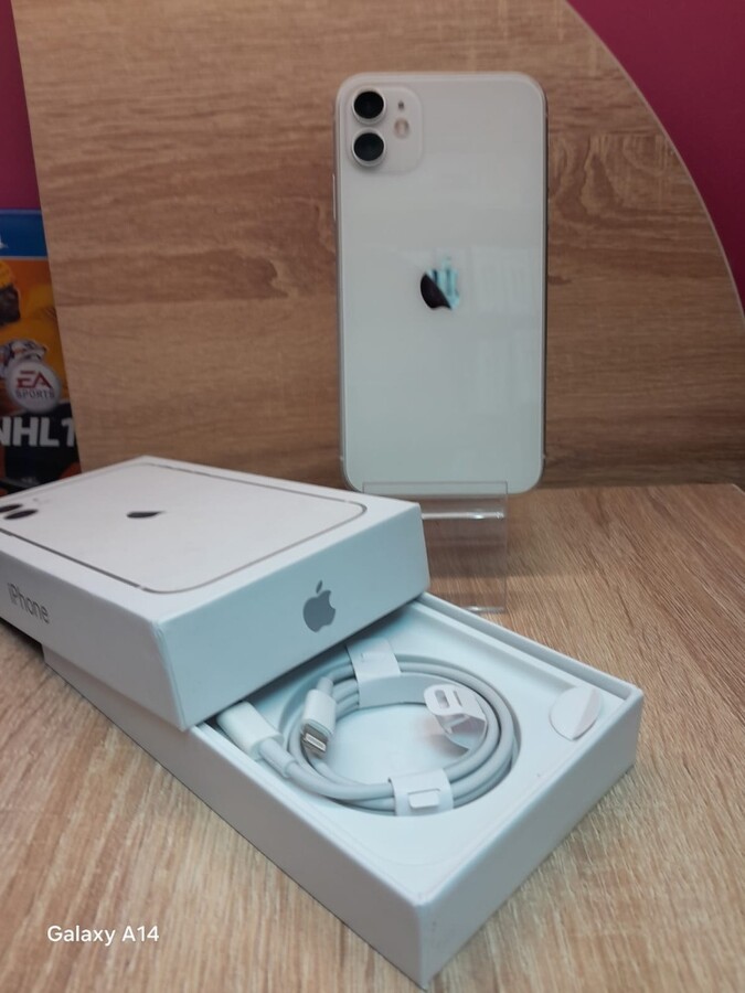 Смартфон iPhone 11 128 Gb