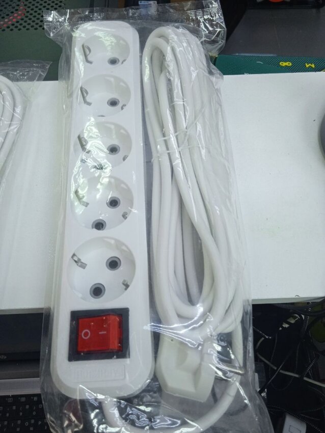 Удлинитель 5м, 5 розеток