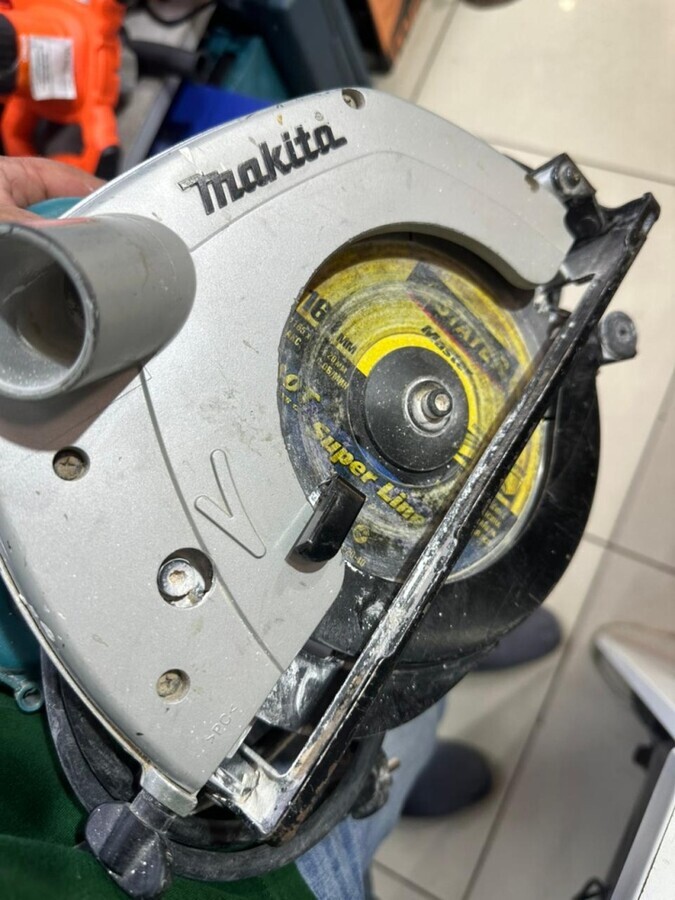 Циркулярная пила Makita 5604R