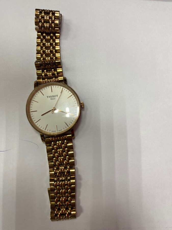 Часы tissot  1853