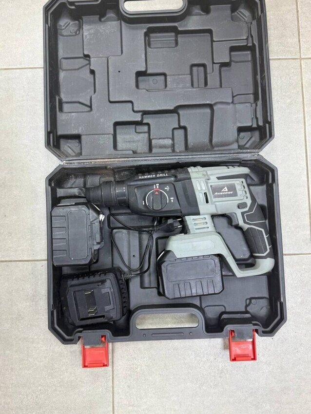 Перфоратор AVENTOR