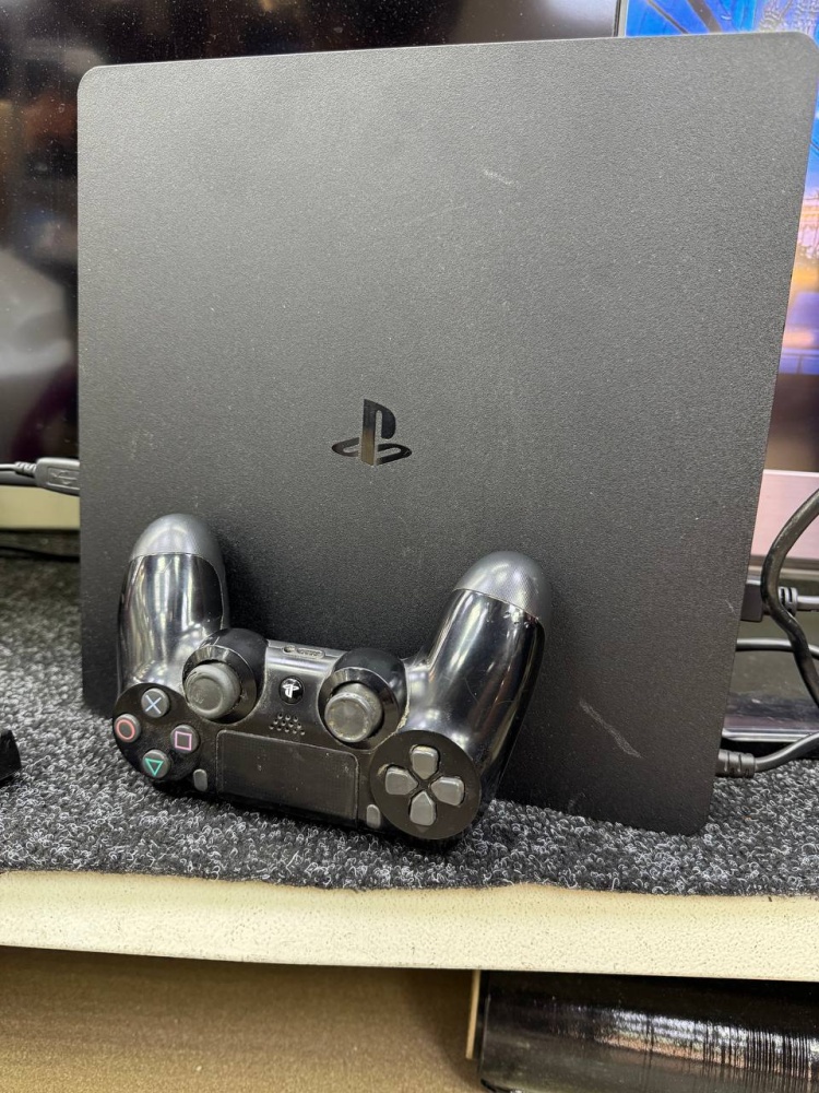 Игровая приставка Sony PlayStation 4 slim 1Tb