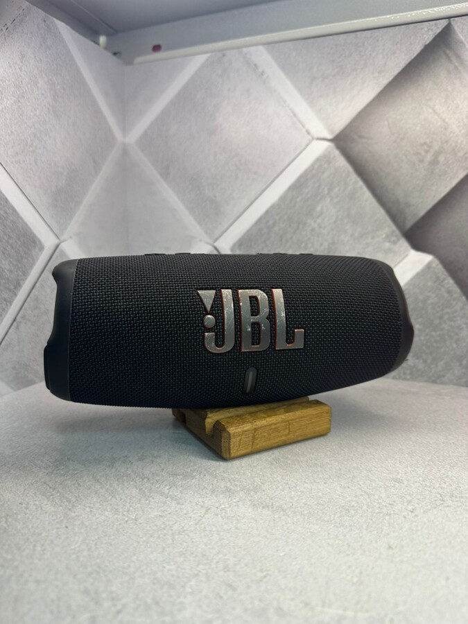 Акустика JBL Charge 3
