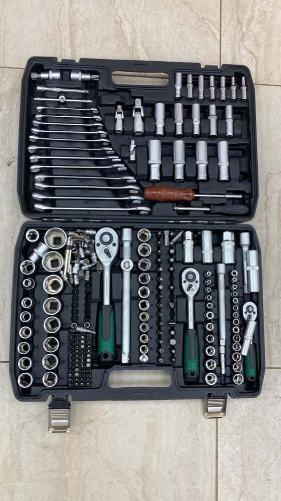 Набор инструментов 216 CRV